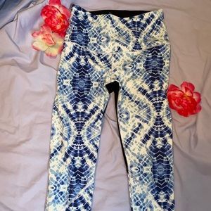 Victoria’s Secret sports leggings like new